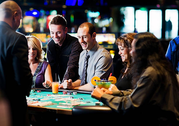 Simulasi meja live dealer dalam Game Demo liyue — tampilan baccarat dan roulette multi-kamera